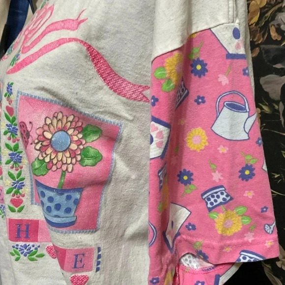 Cute Medium pink gardening Tee - Picture 7 of 9